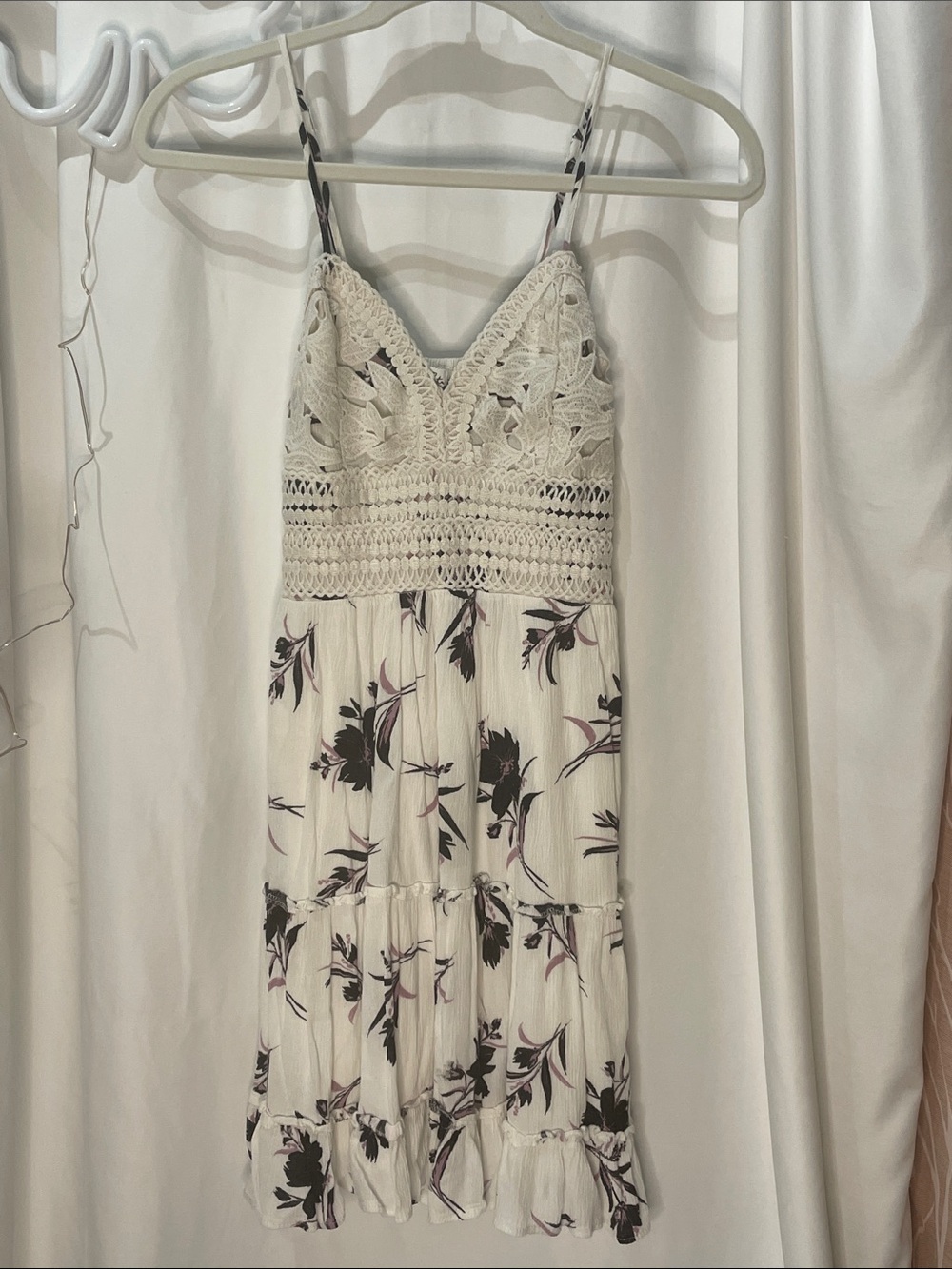 Love Tree White Crochet Bodice Floral Midi Dress with Black and Mauve Print